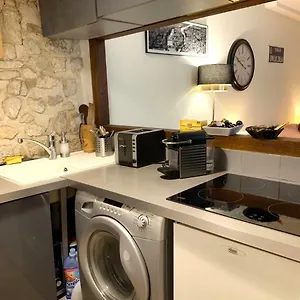 Lovely Le Marais Apartment Paris